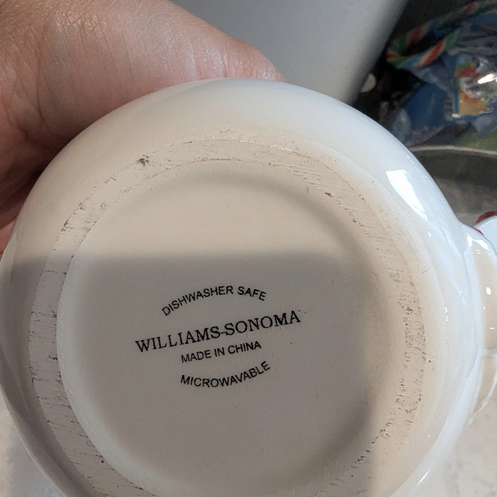 Williams Sonoma White Snowman Christmas Ceramic Mugs (4) - Picture 5 of 6